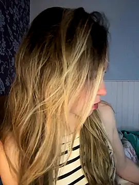 Snapshot of BritgetPsychol chatting on September 14, 2:53 am BritgetPsychol online show from September 14, 2:53 am