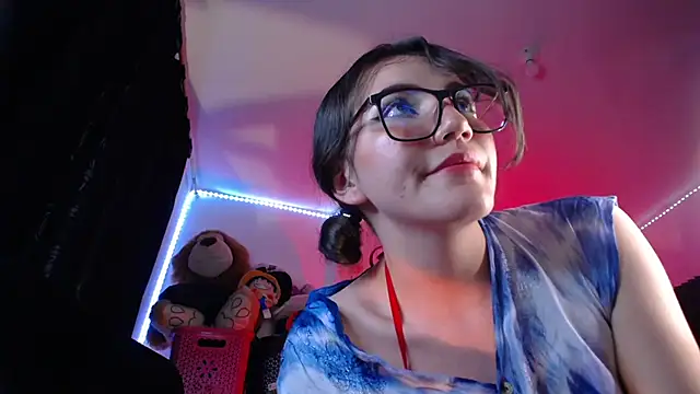 robin nj online show from March 27, 12:01 am