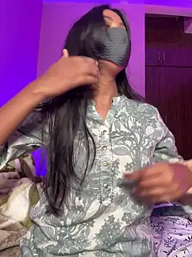 Neha18 online show from December 15, 6:24 pm