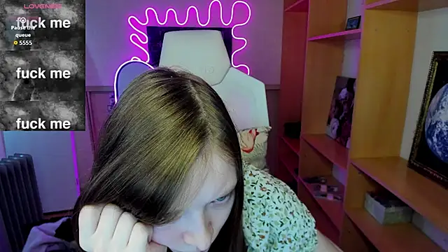 AliceHaris online show from November 7, 6:08 am