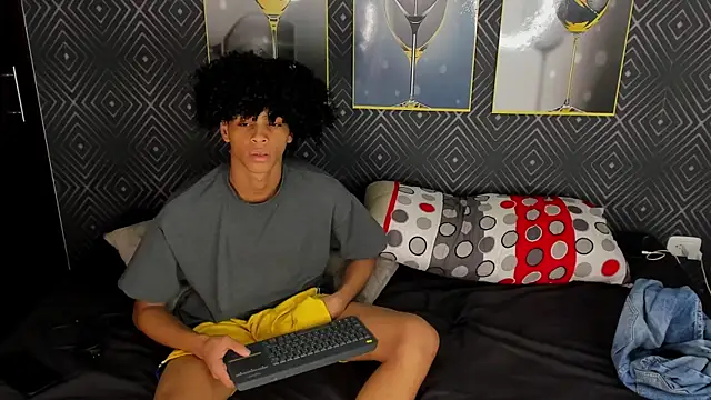 Violet Dream2 online show from February 25, 1:04 am