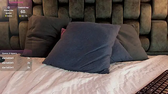 Bellarohs online show from November 27, 3:48 pm