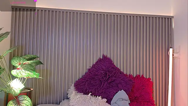 Celeste Presstigge online show from October 21, 9:41 pm