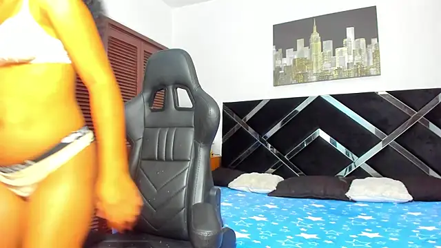 marsmith1 online show from April 18, 7:29 pm