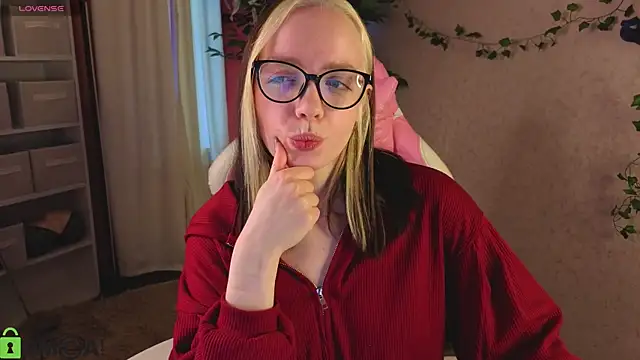 R0cket bunny online show from April 8, 9:11 am