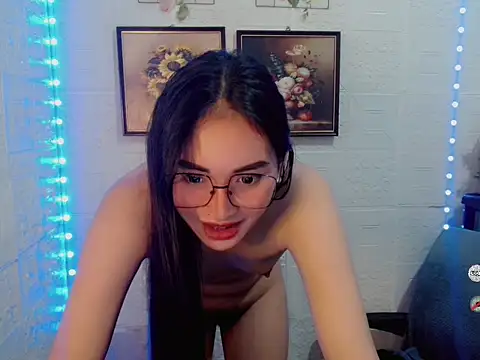 lovelysassy online show from November 3, 3:16 pm