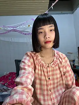 andymi1 online show from April 19, 2:33 am