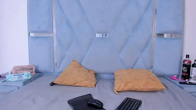 DaylesAndHarry online show from November 25, 1:13 pm