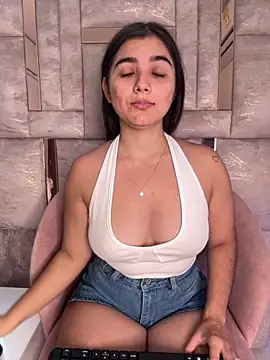 salomecute21 online show from October 10, 1:38 pm