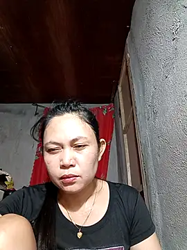 Everleigh mom online show from December 17, 9:57 am