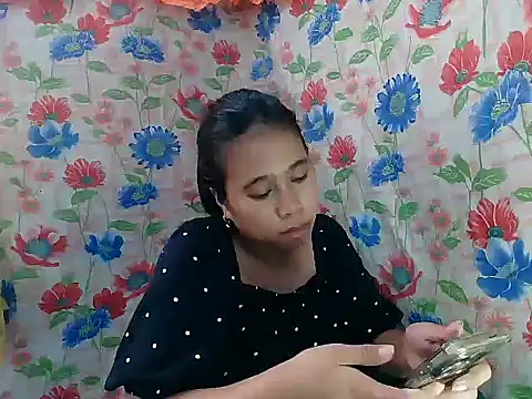 Snapshot of Pinay_Skinny18 chatting on October 23, 3:56 am Pinay Skinny18 online show from October 23, 3:56 am