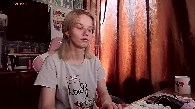 Madelaineses online show from June 12, 8:00 am