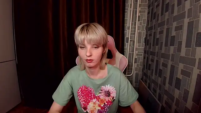 Madelaineses online show from March 8, 10:24 pm