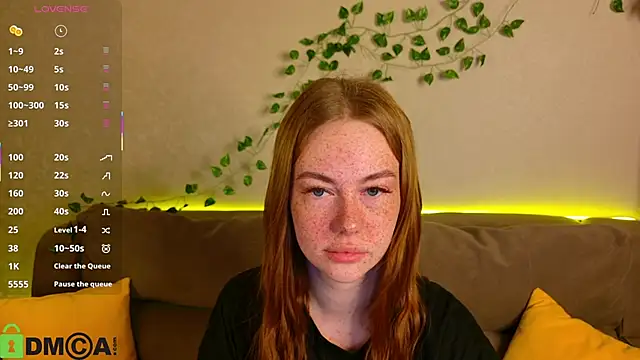 Roxy Sunnny online show from October 29, 9:24 am