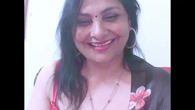 Indiansweetness77 online show from October 30, 3:13 pm