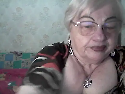 NatalieNorth online show from February 7, 11:30 pm