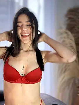 Sofi Leal online show from November 6, 12:33 pm