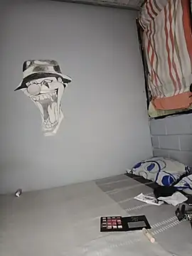 Bigtiti01 online show from April 10, 8:37 pm