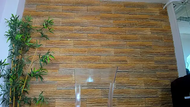 Cupcake Izzy online show from February 5, 6:05 am