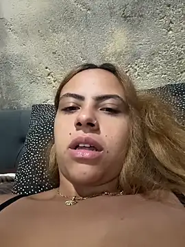 Chloe Leaozinho online show from March 14, 3:07 am