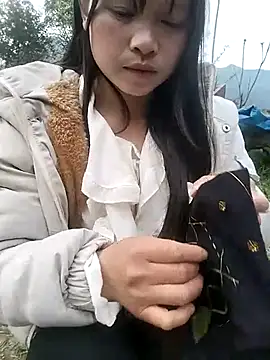 Tiyir597 online show from March 10, 9:57 am