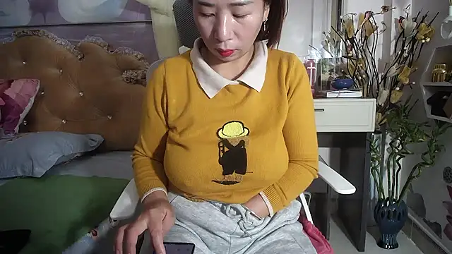 lyly asian online show from January 6, 12:14 am