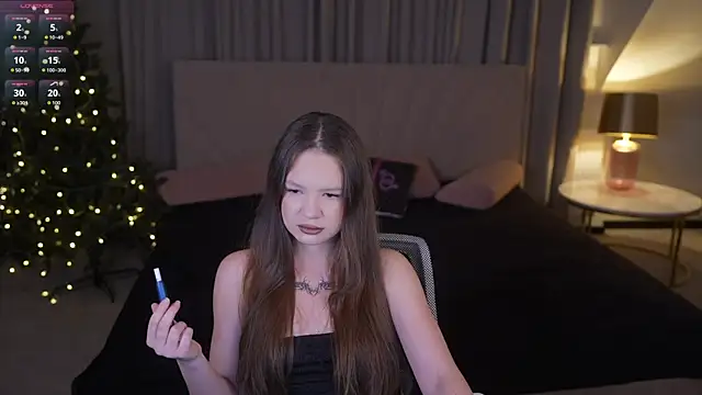 Claire Dreams online show from December 19, 7:17 pm