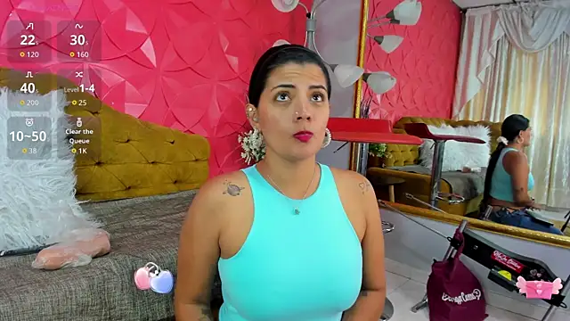 SailonTeen online show from April 1, 7:44 pm