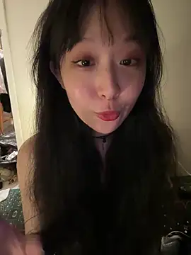 Etherealcat33 online show from April 7, 6:10 pm