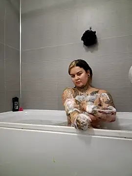 blulexii xo online show from April 18, 11:48 pm