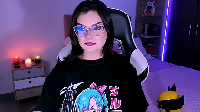 OphelianaRose33 online show from October 24, 11:23 pm