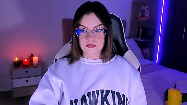 OphelianaRose33 online show from November 29, 11:09 pm