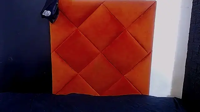 ItsMsBankss02 online show from November 27, 9:06 pm