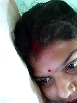 Hot mirchjii online show from September 11, 2:39 pm