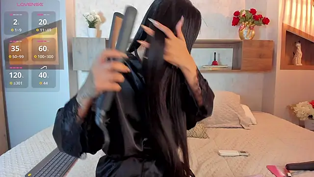 Emilly Beaumont online show from January 17, 1:51 pm