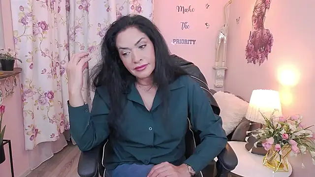 MyLovOne online show from November 3, 12:09 pm