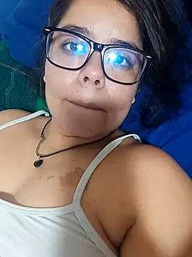 Snapshot of saenz_eymi chatting on September 29, 1:54 am saenz eymi online show from September 29, 1:54 am