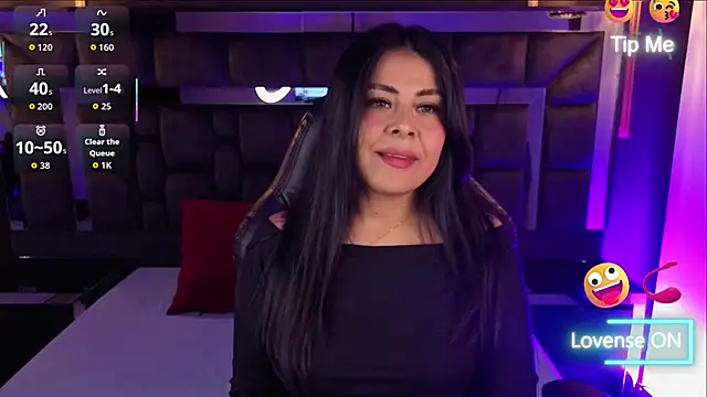 Aniajoness  online show from April 7, 3:19 am