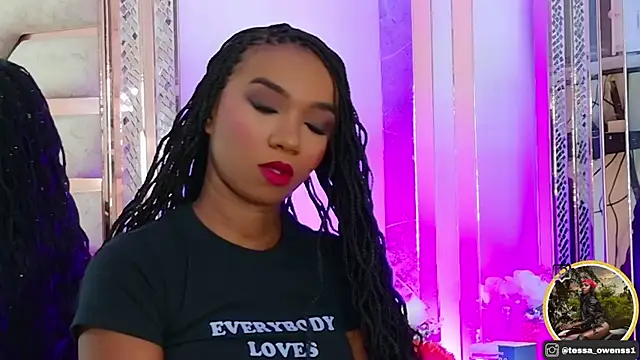 Tessa Owenss online show from July 16, 6:45 pm