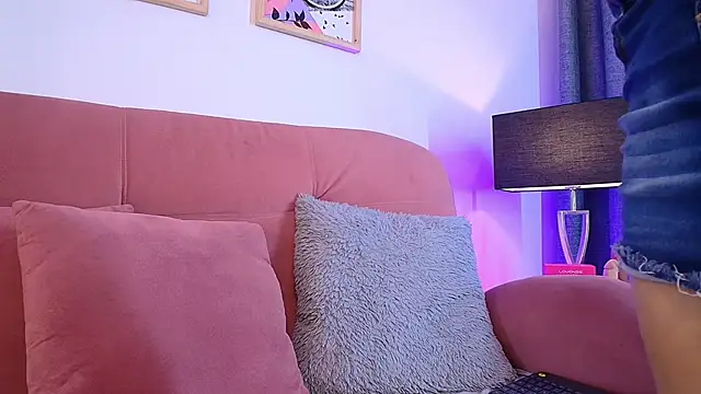 Karina2Smith online show from January 5, 7:17 pm