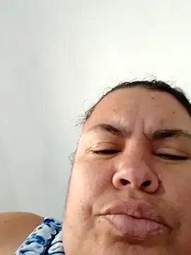 yaneth  online show from November 5, 3:06 pm