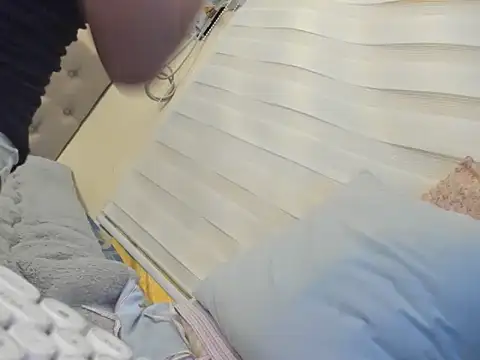 Sluttgwen69 online show from February 4, 7:39 pm