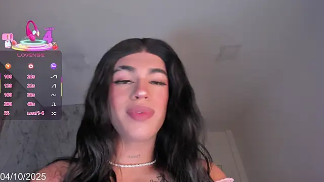 Snapshot of Kirby_Carrington chatting on October 4, 1:28 pm Kirby Carrington online show from October 4, 1:28 pm