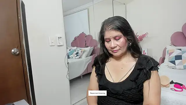 kiraGeiner online show from April 14, 2:11 am