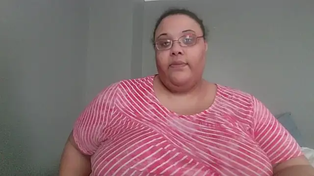 SexyBBW10790 online show from April 12, 2:20 pm