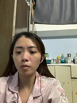 Minee1202 online show from July 7, 7:45 am