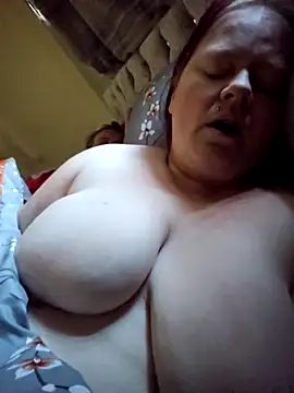 Snapshot of Stripmummydaddy19 chatting on October 28, 10:43 am Stripmummydaddy19 online show from October 28, 10:43 am