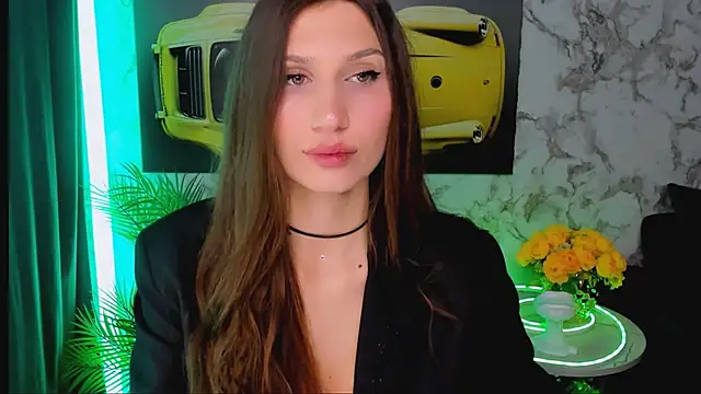 Mollyinyourmind online show from April 8, 6:43 pm