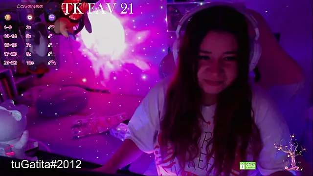 Pink girl0n online show from March 21, 10:59 pm