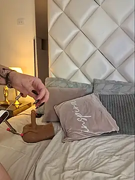 Abby Garciaa online show from September 25, 8:17 pm